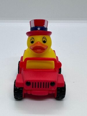 RED JEEB CAR WITH AMERICAN DUCK 8CM
