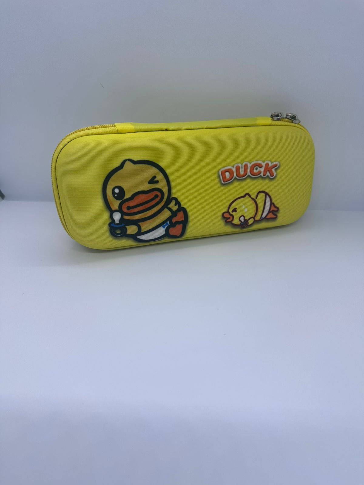 WhatsApp Image 2025-11-29 at 2.52.41 PM (3) DUCK PENCIL CASE 21CM - Image 1